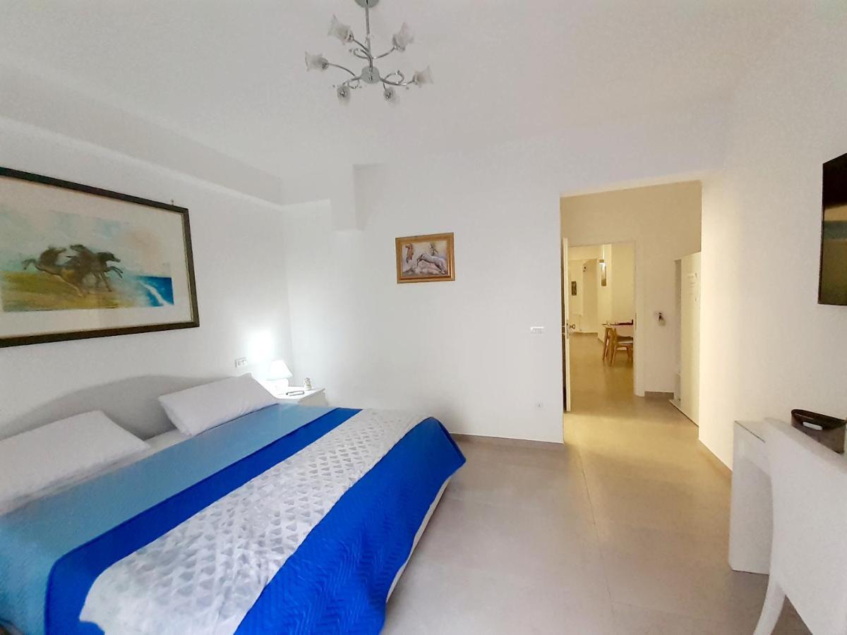 Lauro Charme B&B Di Rosanova Rosa Sorrento Eksteriør billede